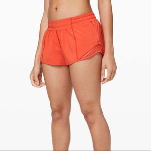 Lululemon Hotty Hot Short 2.5”